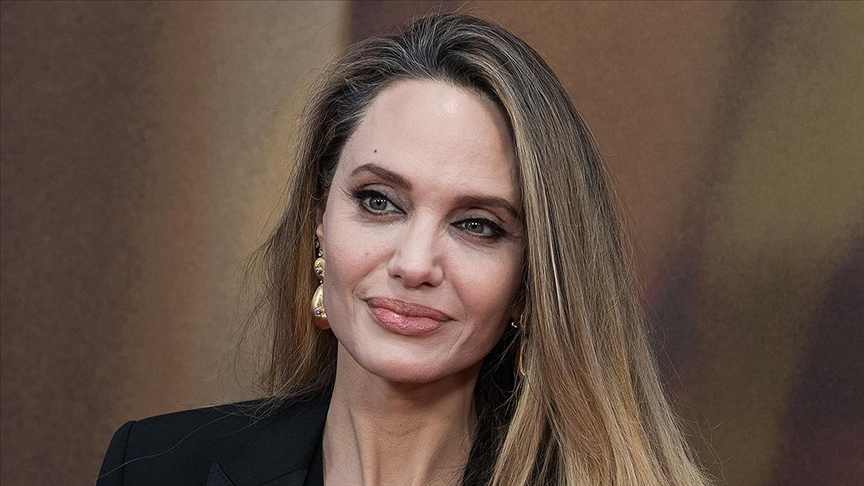 ABD'li oyuncu Angelina Jolie'den Gazze, toplu mezara dönüştü paylaşımı