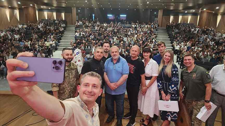 Ukrayna'nın moral gücü Türkiye ziyaretinde Baykar'a konuk oldu